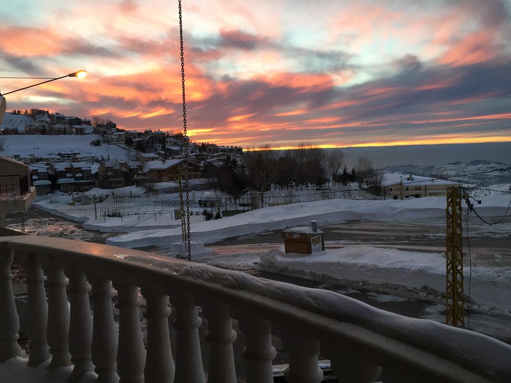 Stone Chalets Faraya Luaran gambar