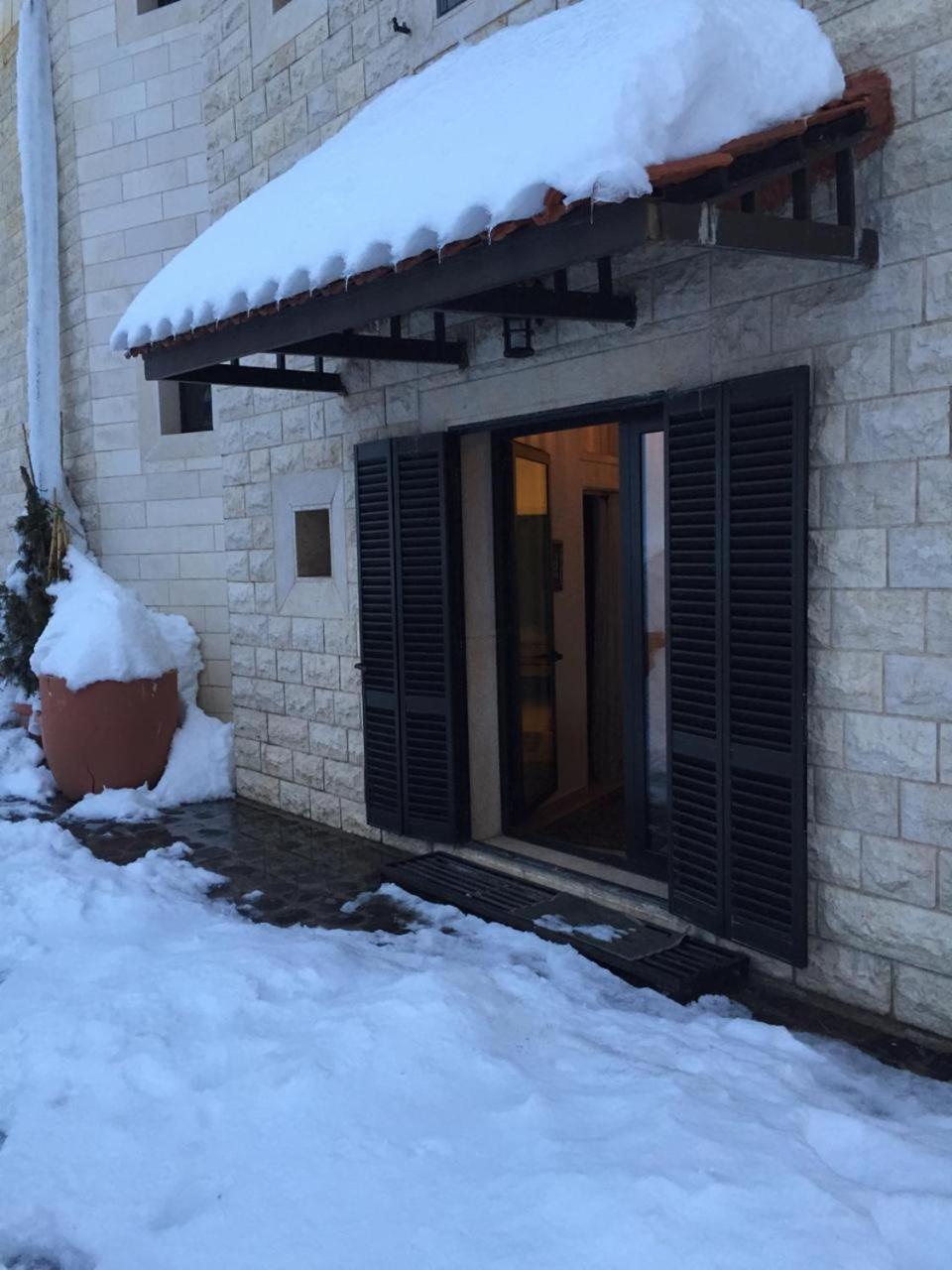 Stone Chalets Faraya Luaran gambar
